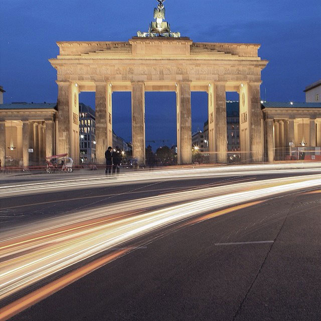 Brandenburger Tor Nachts in Berlin - Instagram Tipps Anleitung - mehr Follower und Likes