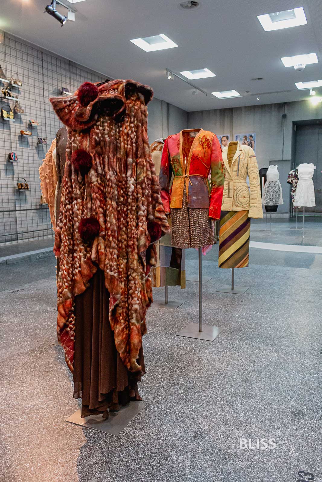 Karl Lagerfeld Austellung in Bonn - Bundeskunsthalle Museum passend zur Fashionweek