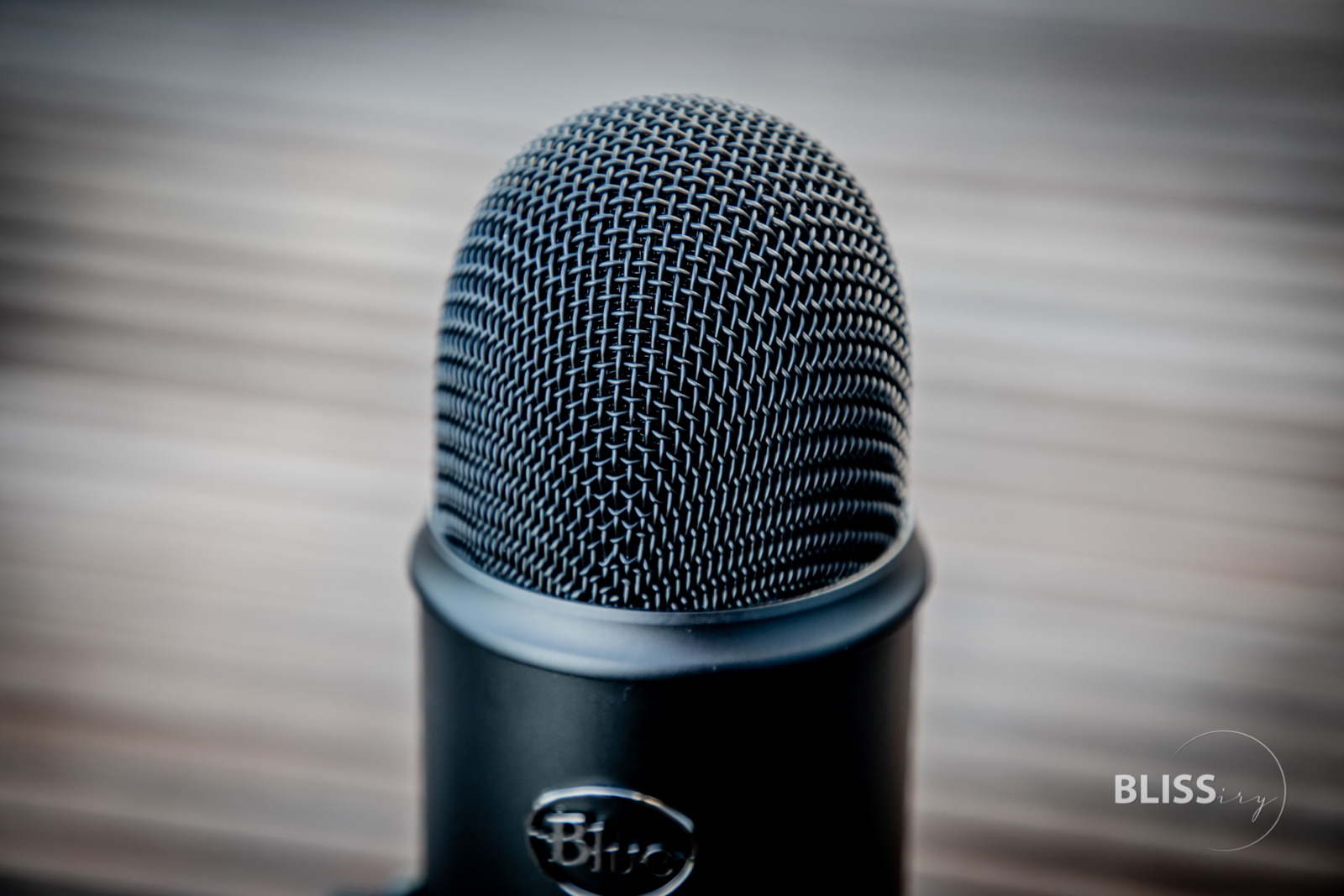 Blue Microphone Yeti USB Mikrofon für Podcasts und YouTube Videos - Podcast-Mikrofon mit USB Anschluss - Bewertung und Produkttest